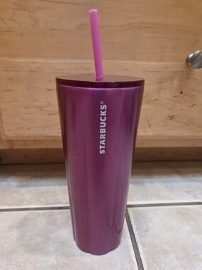Starbucks Metallic Magenta Tumbler with Pink Straw